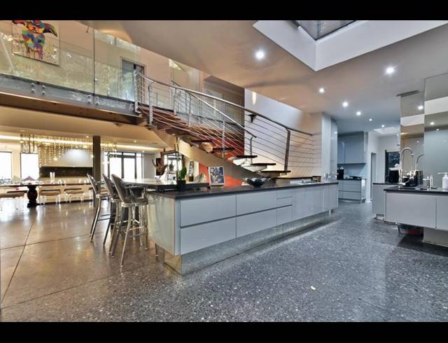4 BEDROOM HOUSE FOR SALE IN LINKSFIELD RIDGE